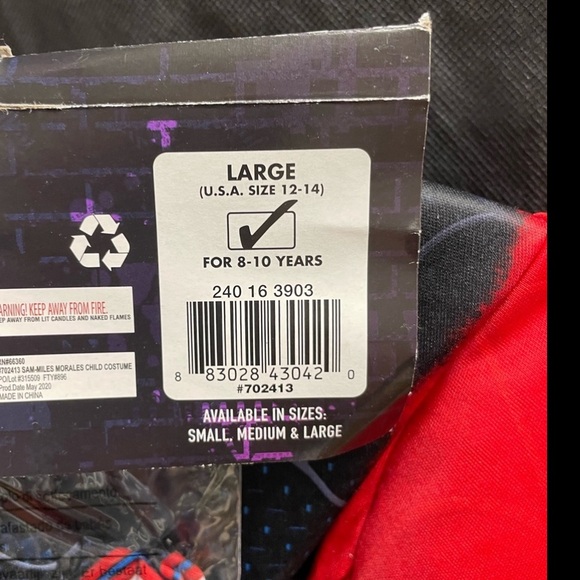 Spider-man Halloween costume - Picture 5 of 10